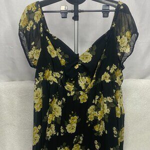 Torrid – Woman – Cold Shoulder Dress Black/flower print – Plus size 3